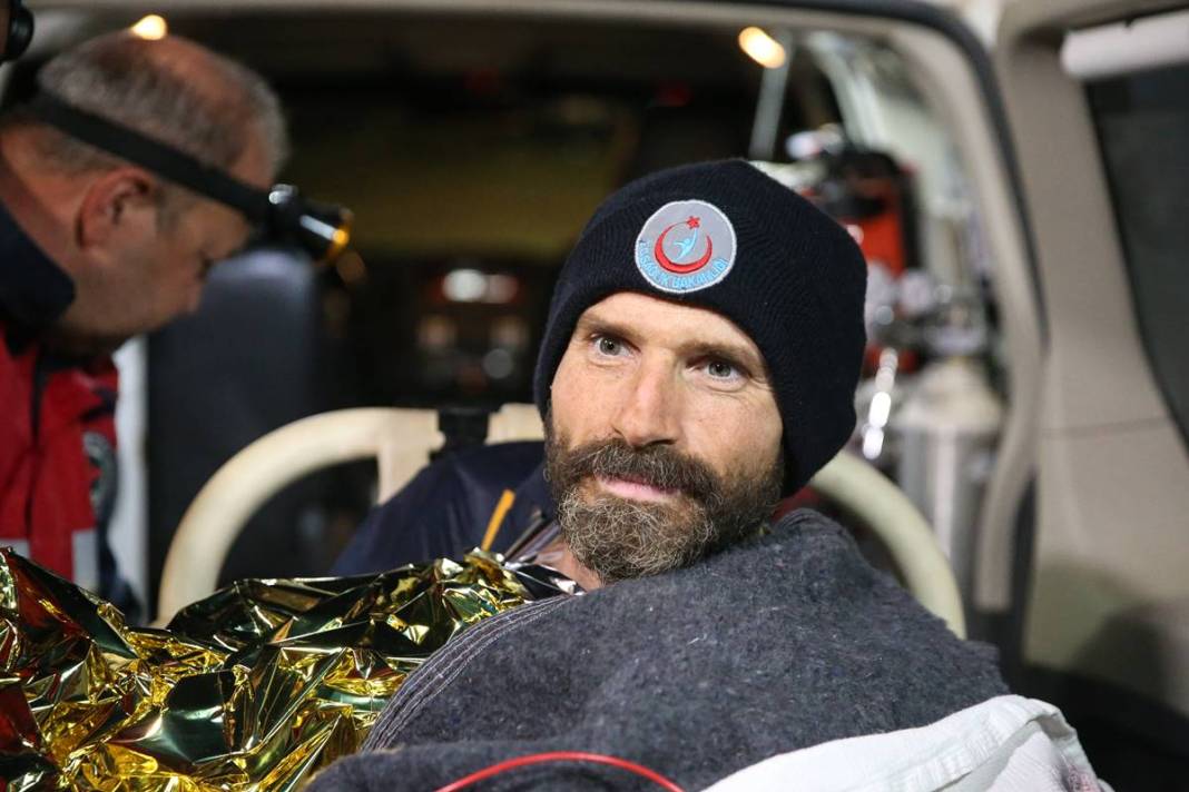 Ölümden döndüğü mağaraya geri dönecek! Mahsur kaldığı yerden kurtarılması 3 gün sürmüştü, yeniden oraya girecek 18